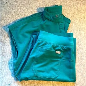 Figs Scrub Pant Top Set